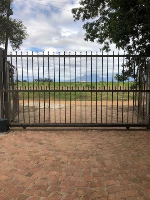 فندق The Vineyard East دوربانفيل المظهر الخارجي الصورة
